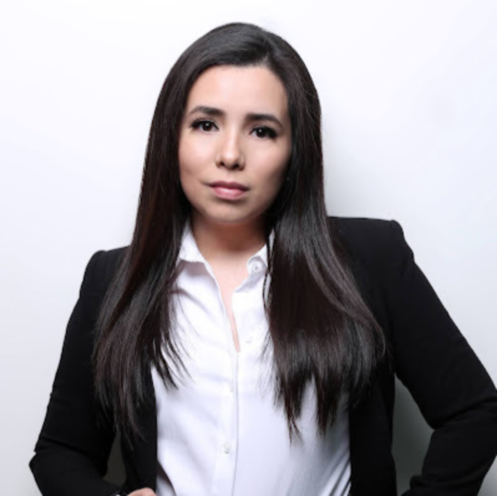 Meet your Posher, Valeria